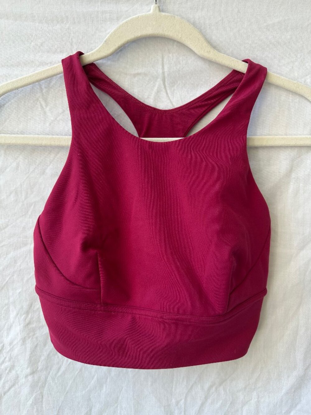 Lululemon Wunder Train Longline Bra.  Pomegranate.  Sz 4